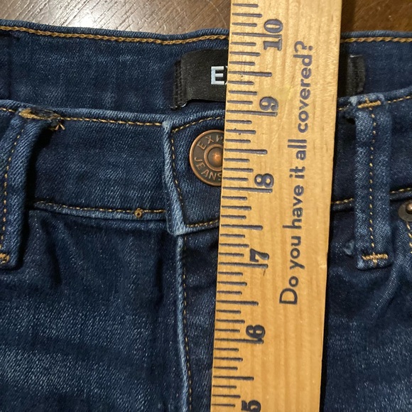 Juniors Size 6R Express Jean Frayed Shorts - Picture 9 of 15